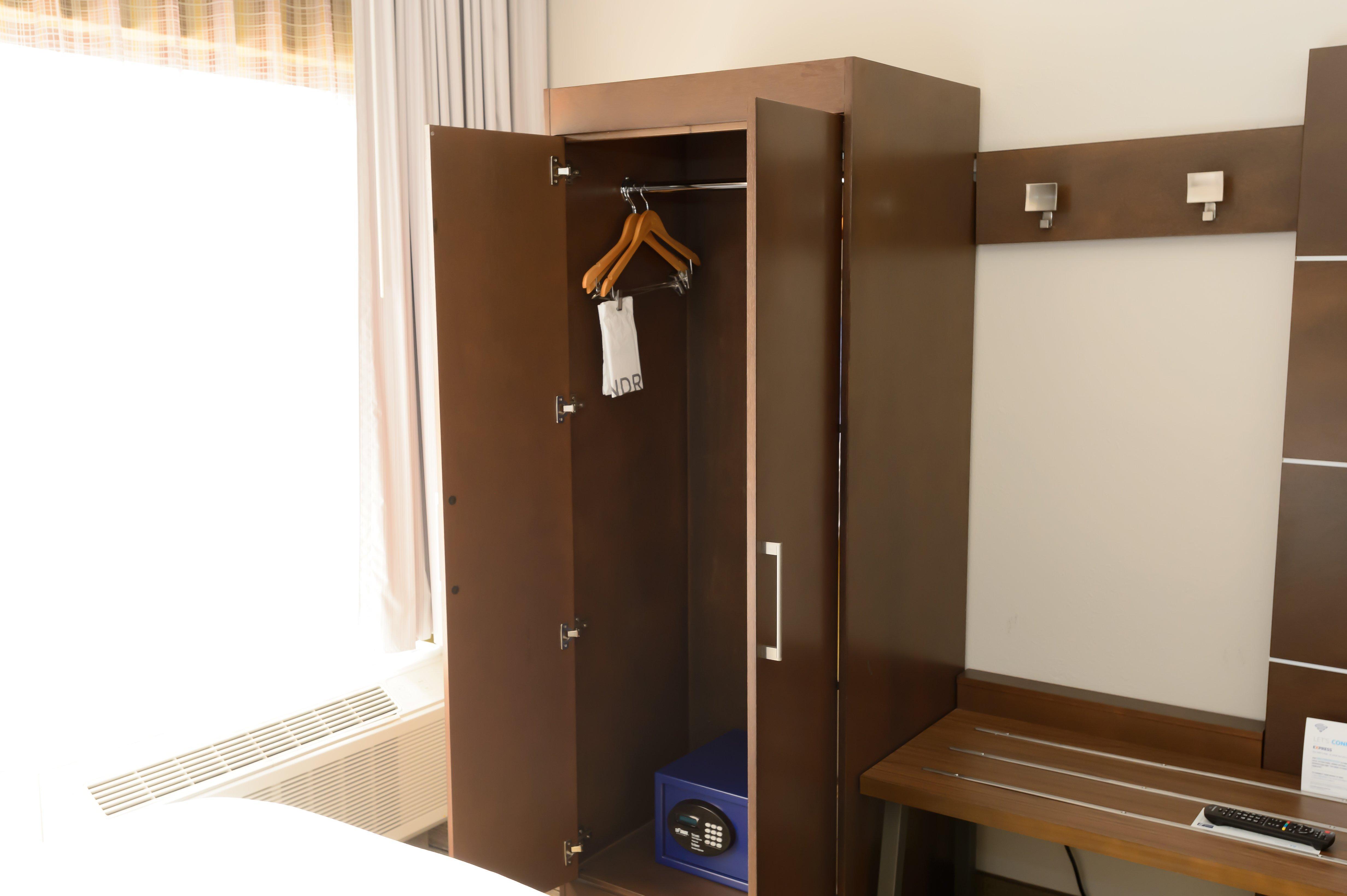 Holiday Inn Express Hillsborough-Durham Area By Ihg Екстер'єр фото